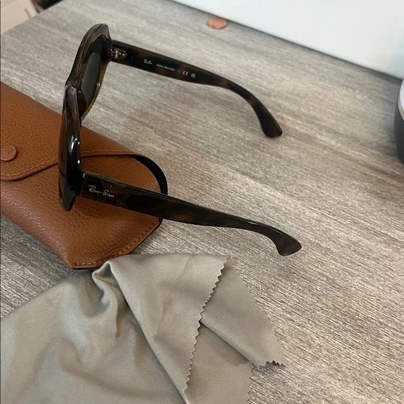 Ray-Ban 4181  Brown Women's Sunglasses with Case - Picture 5 of 12